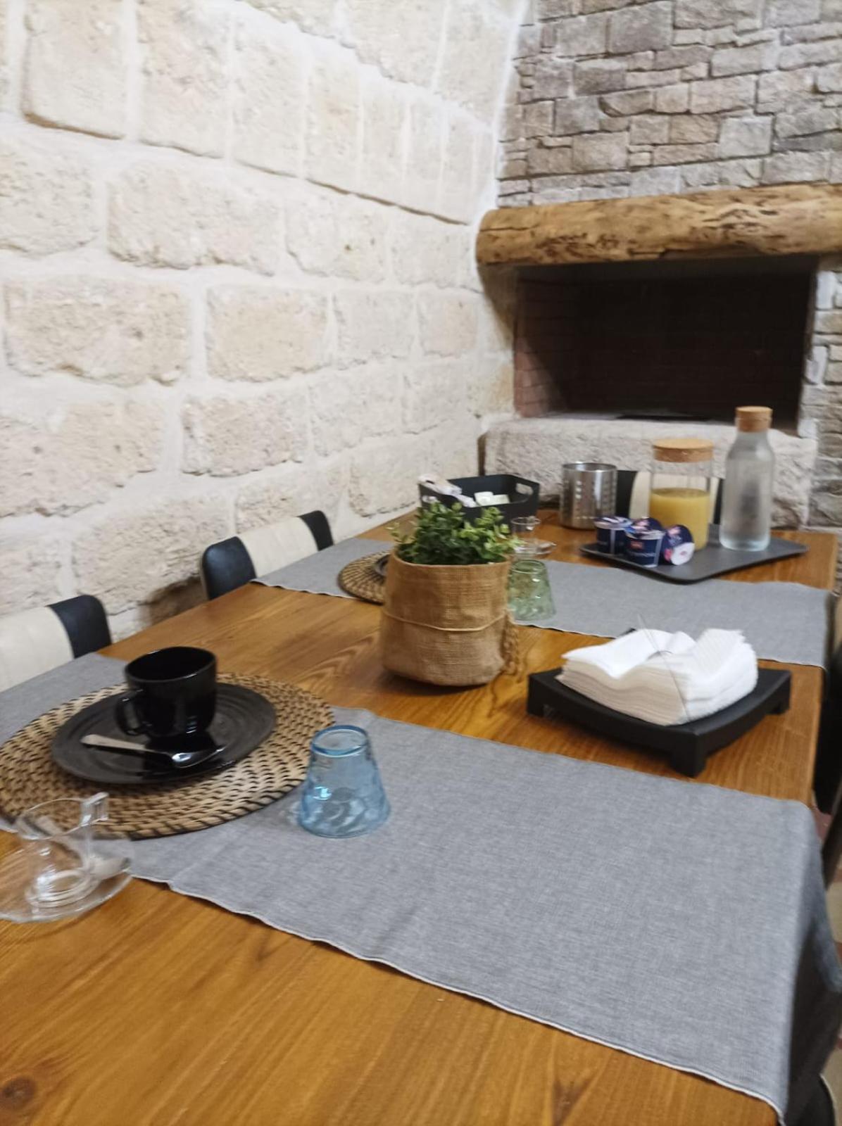 Room Pietra Bianca Корато Екстериор снимка