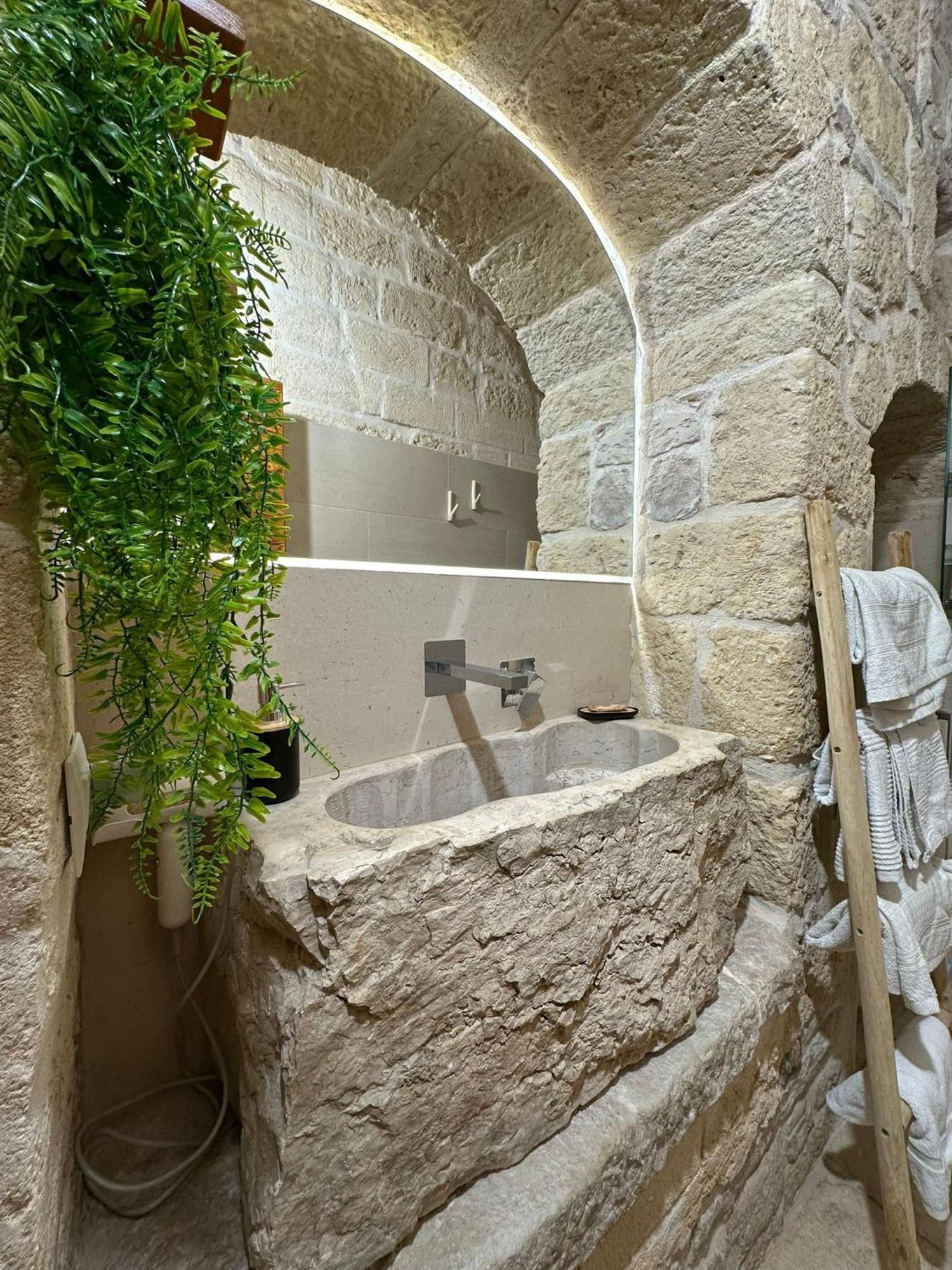 Room Pietra Bianca Корато Екстериор снимка